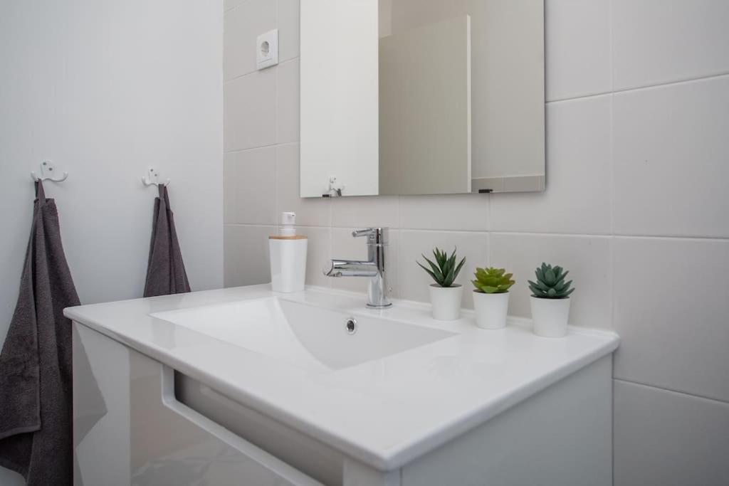 Mouraria Lisbon Soul Apartments T1 - 4 Pax Luaran gambar