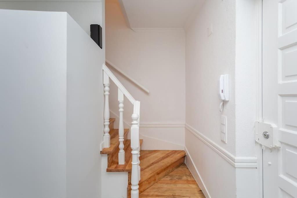Mouraria Lisbon Soul Apartments T1 - 4 Pax Luaran gambar