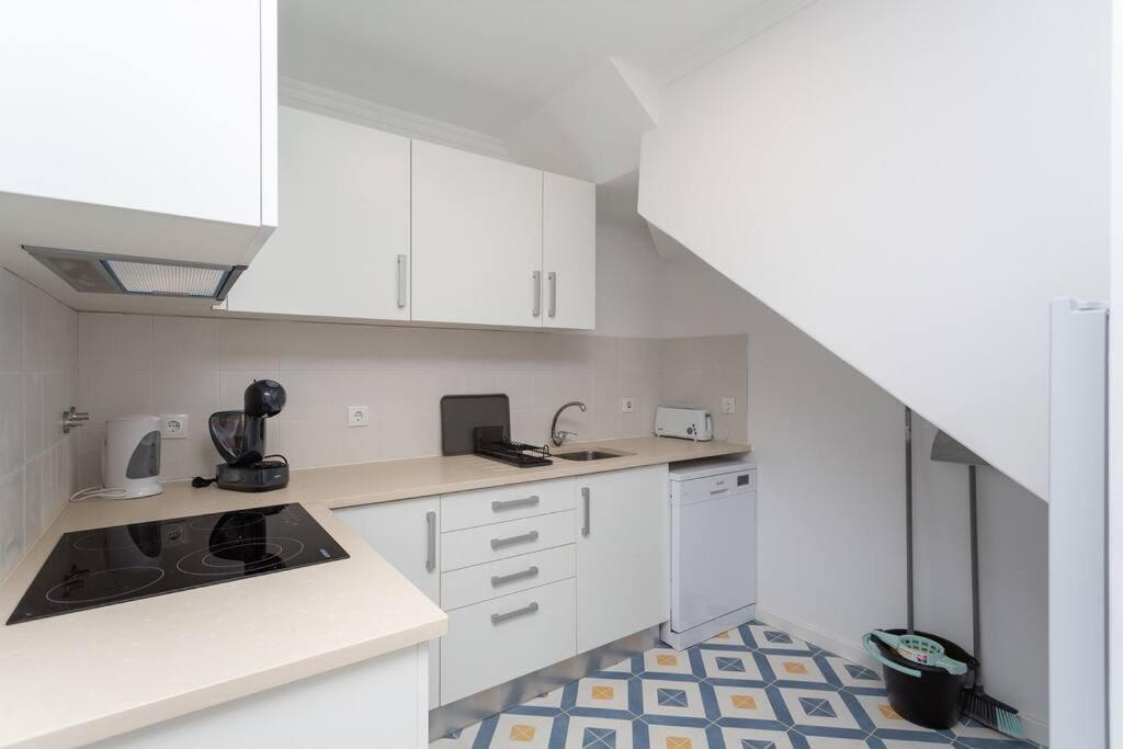 Mouraria Lisbon Soul Apartments T1 - 4 Pax Luaran gambar